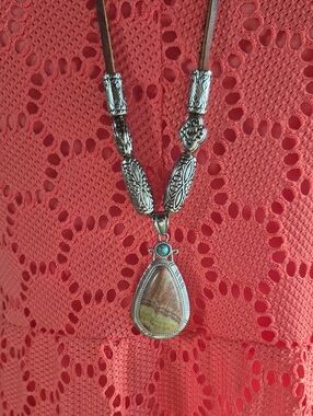 Handmade Silver-Tone Teardrop Pendant Necklace with Brown Stone